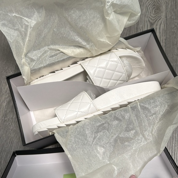 New in Box White Leather J/Slides Edge Slide Sandals Size 9 - Picture 6 of 8